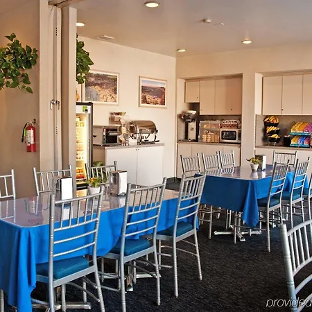 Inn By The Sea, La Jolla 